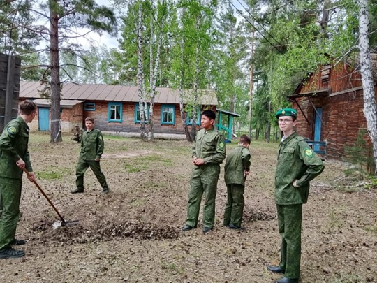 СУББОТНИК НА УЧЕБНОЙ ПОГРАНИЧНОЙ ЗАСТАВЕ.